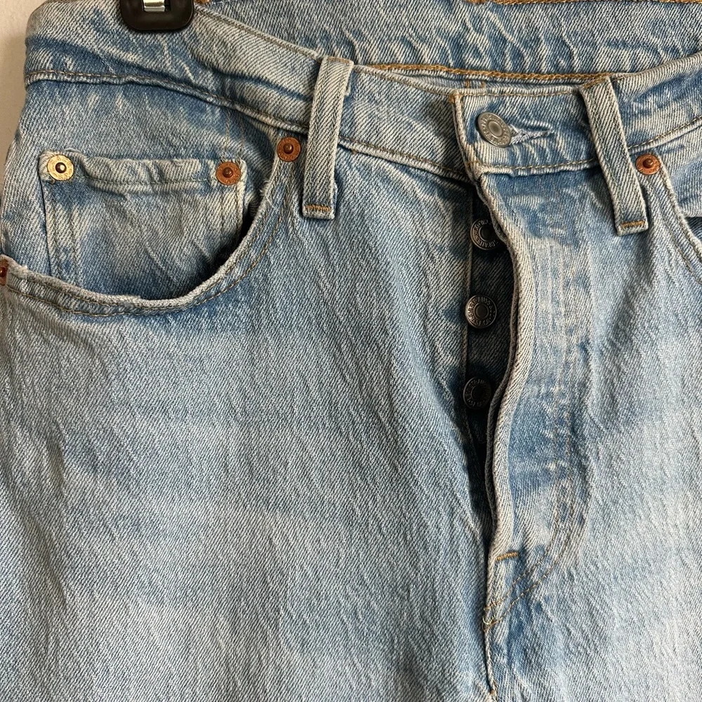 Levi's Men's Light Blue Straight Jeans - Picture 3 of 6